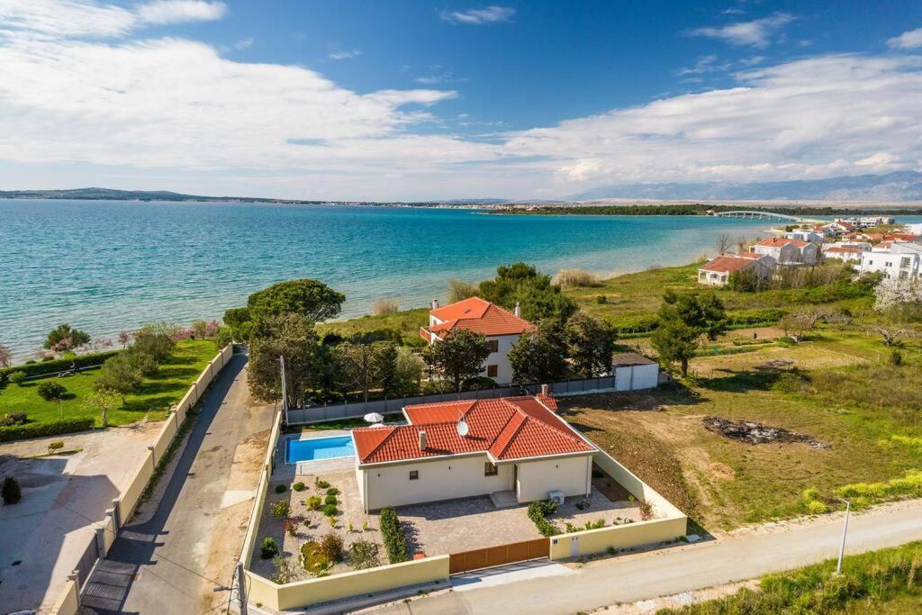Villa Mattina, With Heated Pool And Jacuzzi Privlaka  Exterior photo